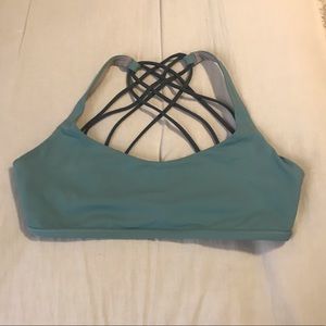 Lululemon sports bra